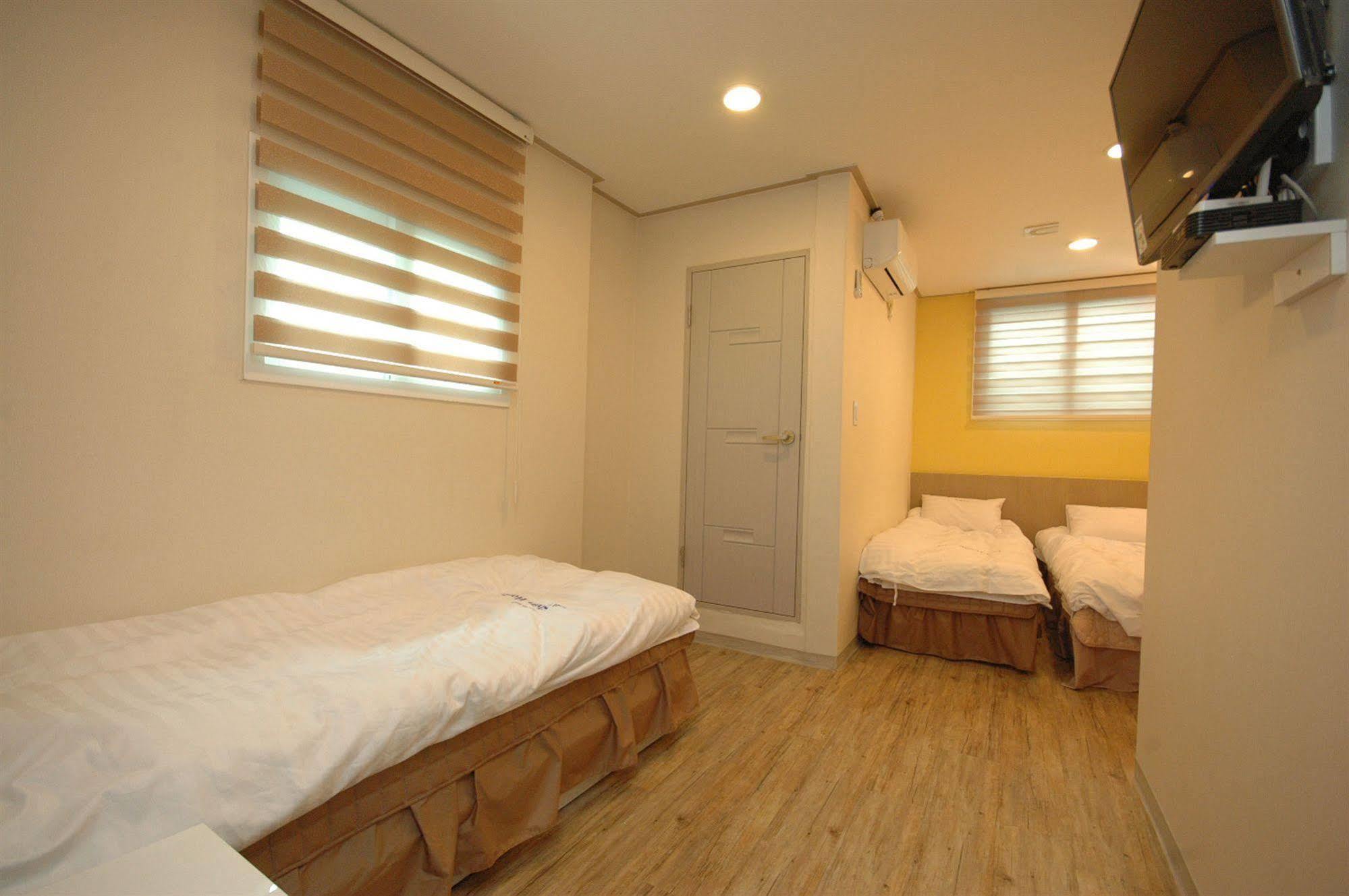 Dongdaemun Hwashin Hostel Seul Zewnętrze zdjęcie